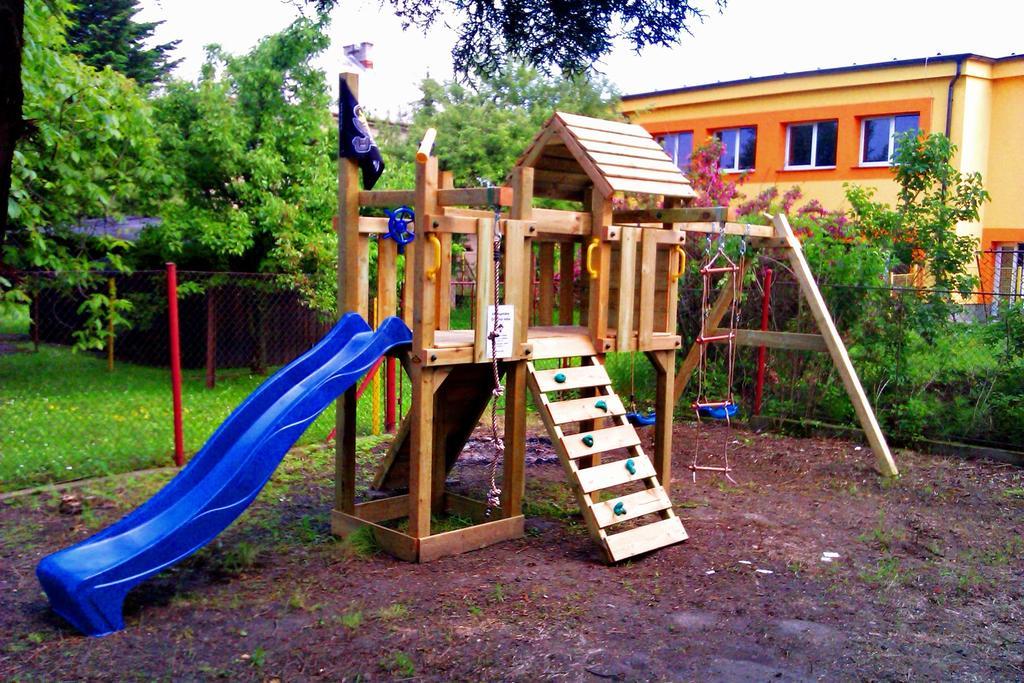 Kavarna Lucie S Ubytovanim Horní Těrlicko Εξωτερικό φωτογραφία